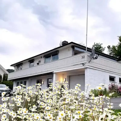 Gjesterom til leie i et privat hus