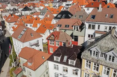 Gallery image of Dinbnb Homes I 200m to Bryggen I Make Memories with Friends and Family! in Bergen