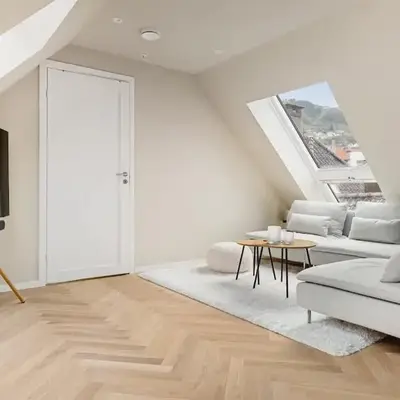 Dinbnb Apartments I Mid-City Luxury with Mini Balcony and Smart TV & Sound System