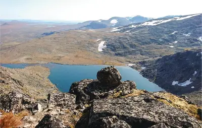 a view of a lake from the top of a mountain at Bassebuupdalstøl in Tyinkrysset