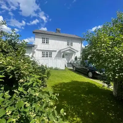 Familievennlig fritidsbolig i hjertet av Flå