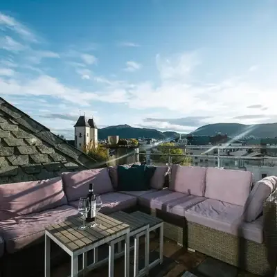 The View - BIG Apartment in City Center