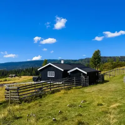 Einkjerrbu cabin by Norgesbooking -