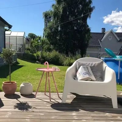 Koselig hus med stor og solrik hage