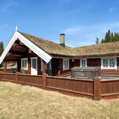 Beautiful Home In Øyer With Wifi