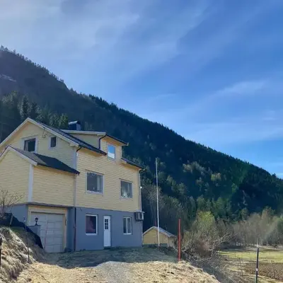 4 Bedroom Gorgeous Home In Valldal