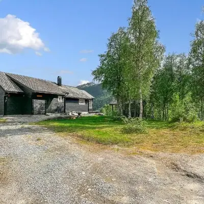 3 Bedroom Stunning Home In Vossestrand