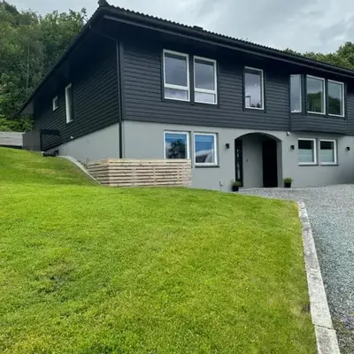 Villa med fantastisk uteplass! 10 sengeplasser!