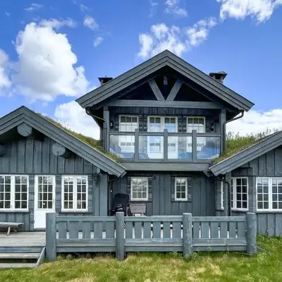 Stunning Home In Beitostølen With Sauna