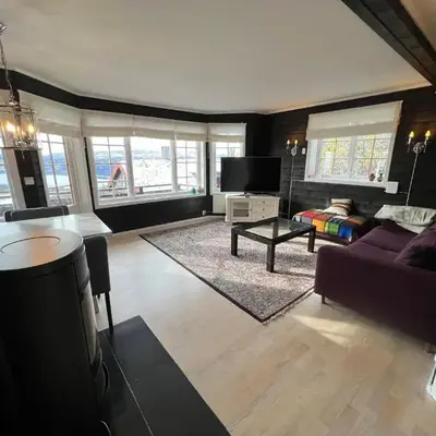 Cozy apt with a view