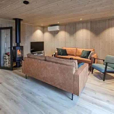 Awesome Home In Rauland