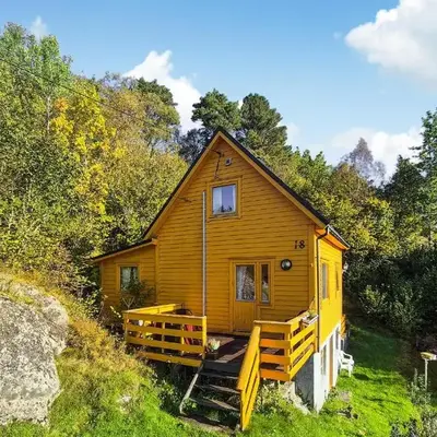 3 Bedroom Amazing Home In Reksteren