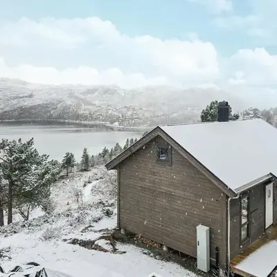 2 Bedroom Lovely Home In Bjordal