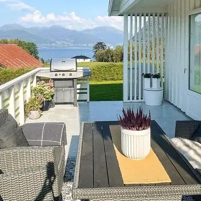 12 person holiday home in Davik