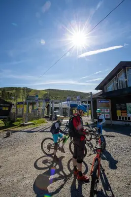 a group of people standing with their bikes at Charming and cozy cabin in Geilo in Geilo