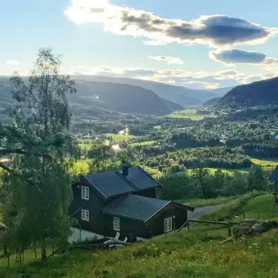Family-Friendly Cabin With Agricultural Idyll