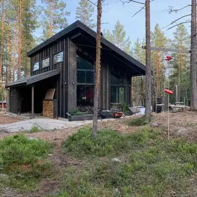 Enjoy Simple Cabin Life In Nature