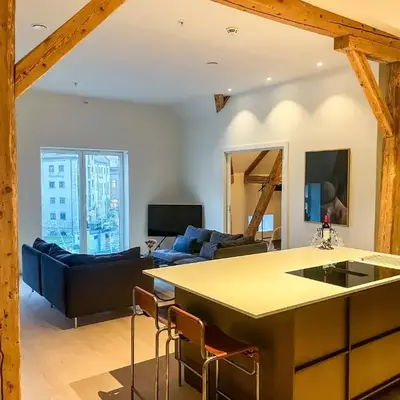 MARINA LUXE - Two Bedrooms