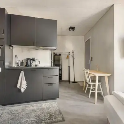 Architectural Studio I Private Balcony