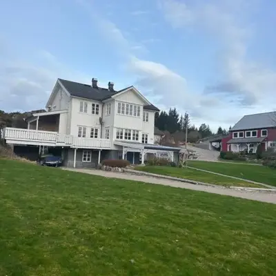 Fjærestua