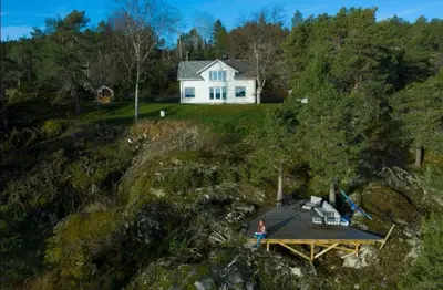 Gallery image of Lovely sea view in modern family house! in Steinkjer