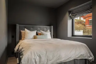 Gallery image of Stunning Views - Free Parking - Luxury - Central in Sogndal