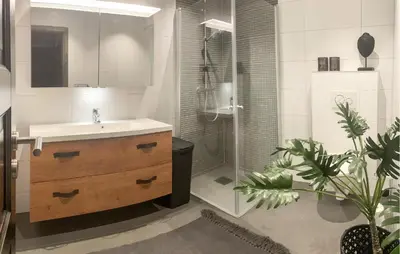 a bathroom with a sink and a shower at Stunning Apartment In Hovden I Setesdal in Hovden