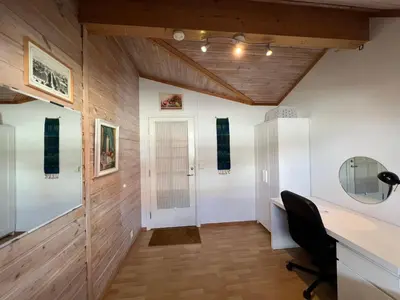 an office with a desk and a chair at Knirkenheimen in Trondheim