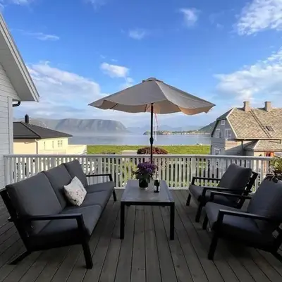 Cozy house with sea view close to Ålesund