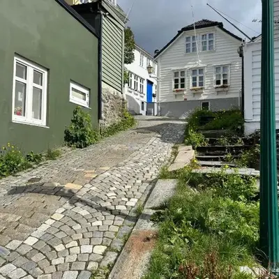Bergenshus rett ved Bryggen i Bergen