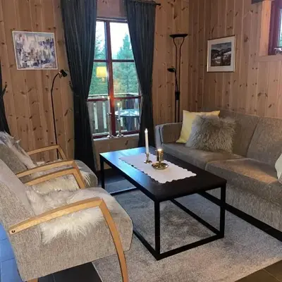Adventurous cabin cozy on Sjusjøen with sauna!