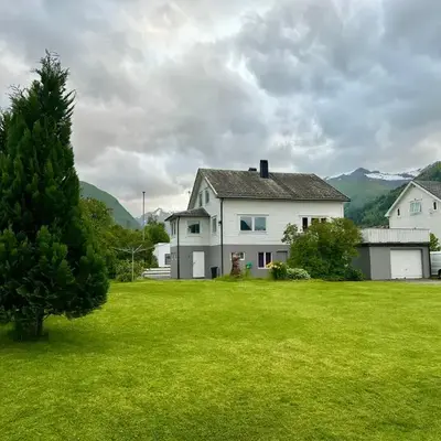 Spacious holiday home by the fjord and mountains
