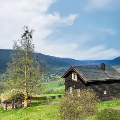 2 Bedroom Awesome Home In Dovre