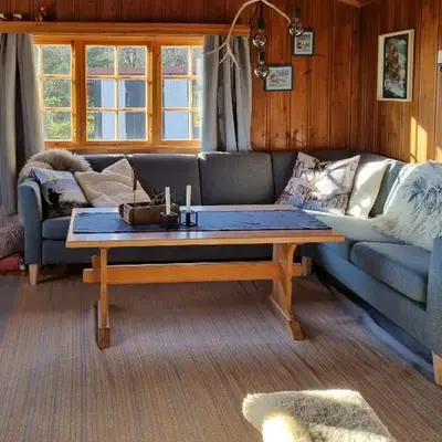 Traditional Family Cabin Near Rabalen