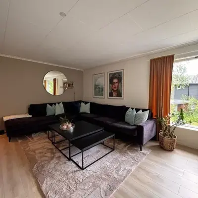 Martine's home