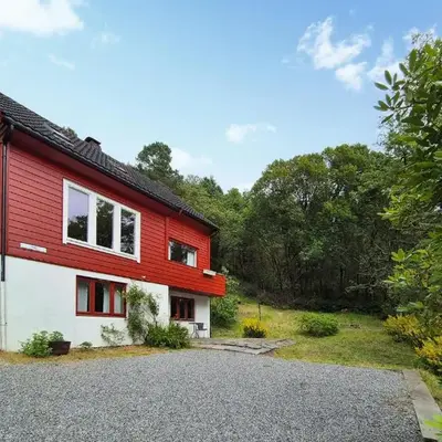 Lovely Home In Masfjordnes With Wifi