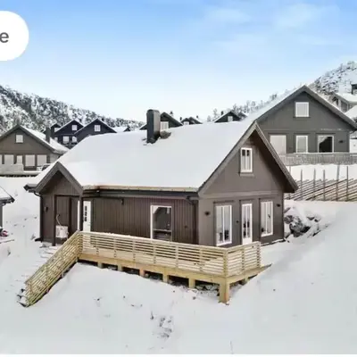 Ski inn ski out