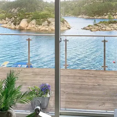 8 person holiday home in Urangsvåg