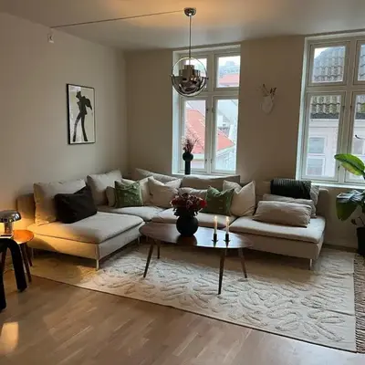 Stay centrally in a charming and peaceful neighborhood