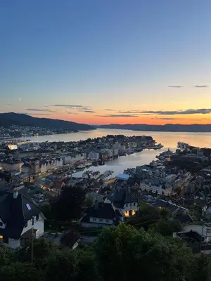 an aerial view of a city with a harbor at Våkn opp til fantastisk utsikt in Bergen