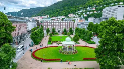 a city with a green park with a gazebo at King bed Great location Top floor in Bergen