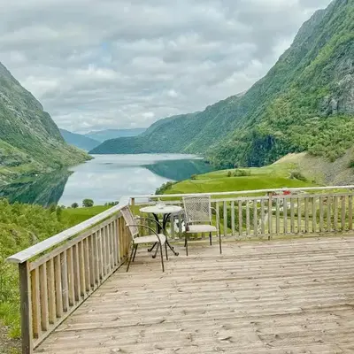 Renovated Cabin With Views Over Breimsvatnet