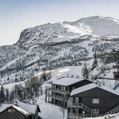 Ski in-Ski out with Sauna and Modern Mountain Comfort