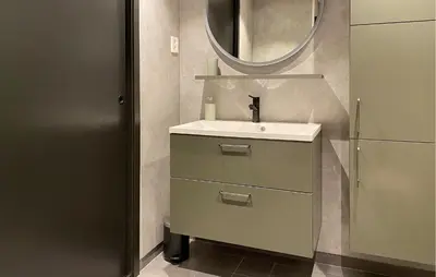 a bathroom with a sink and a mirror at Beautiful Home In Bjorli in Bjorli