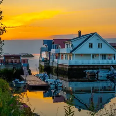 Eldur Seaside Cabin