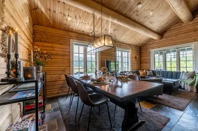 Gallery image of Timber Cabin With Ski-Inski-Out In Fageråsen in Trysil
