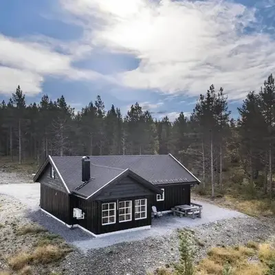 Modern cabin with everything you need!