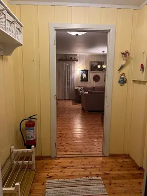 a view of a living room from the hallway at Bestemorhuset in Øye