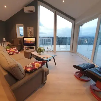 Flott leilighet med nydelig utsikt i et stille og rolig boligområde