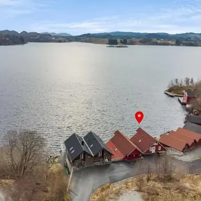 Cabin by the lake